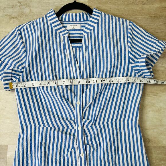 UNTUCKit Cybil Dress in Blue & White Stripe size 6 - Picture 7 of 10